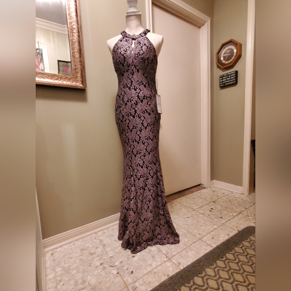 Dress - Picture 2 of 13
